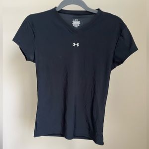 Under Armour Women’s V-Neck Shirt